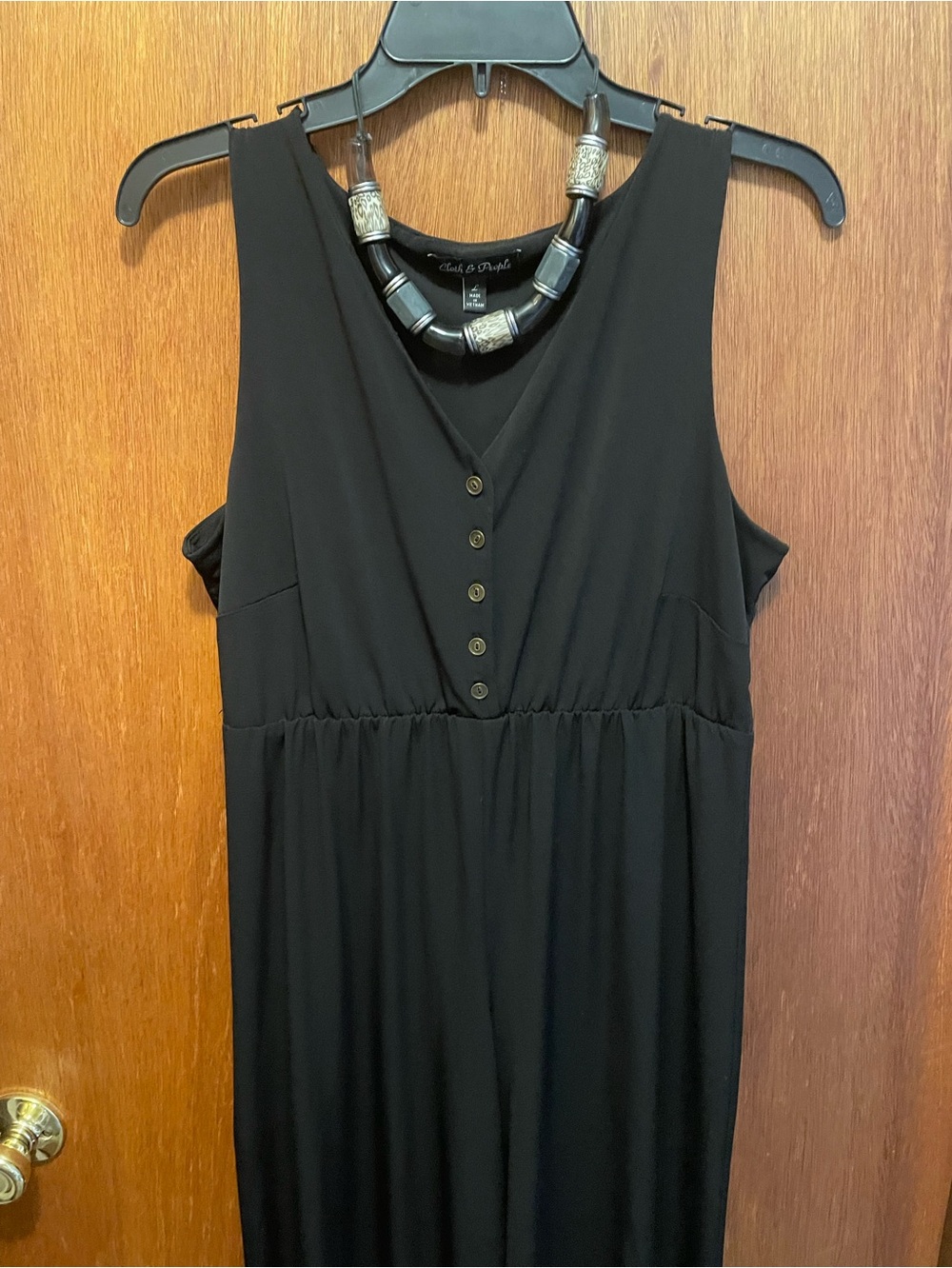 Chic & Cozy Black cropped jumpsuit